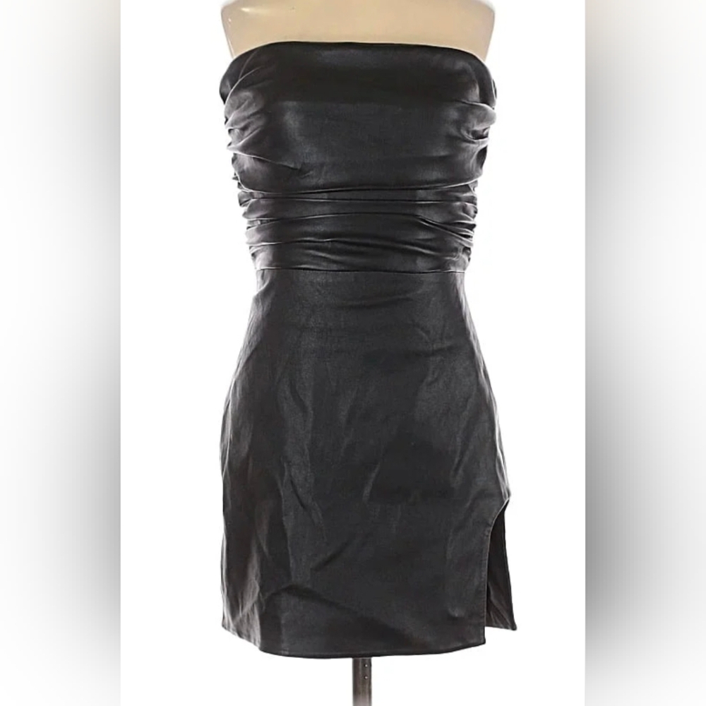 Elegant Black Sleeveless Dress